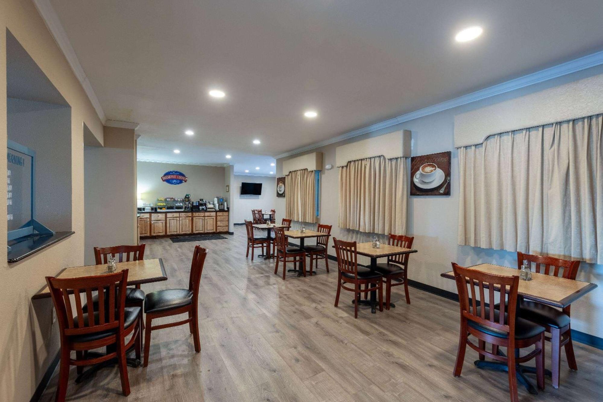 克斯维尔大学区柏茂酒店 Kirksville 外观 照片